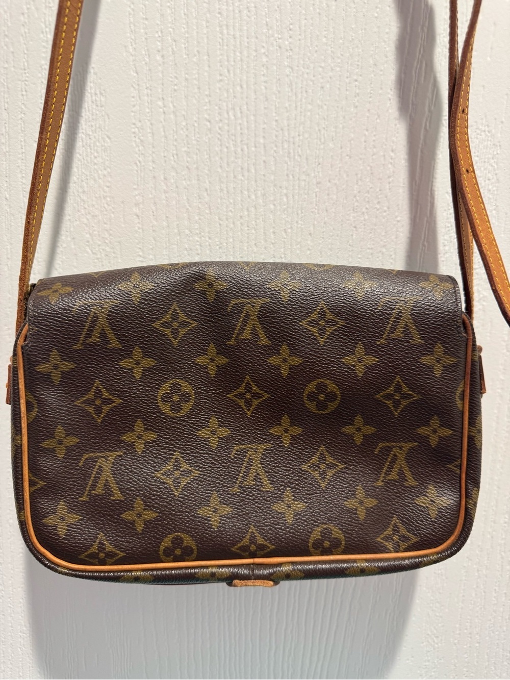 Louis Vuitton Monogram St Germaine 23 Crossbody - Picture 2 of 13
